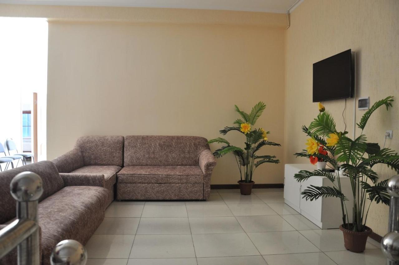 Hostel - Ns Prestige Szymkent Zewnętrze zdjęcie